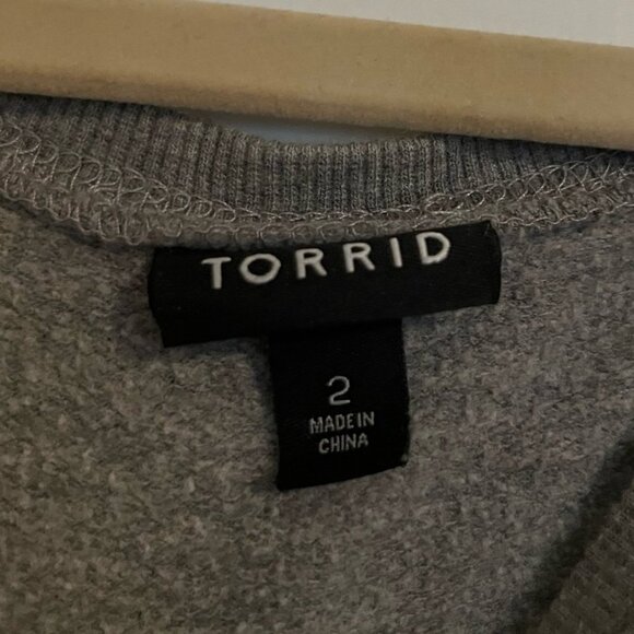 Torrid Size 2 Skull Grey Long Sleeve Sweater - Picture 4 of 7